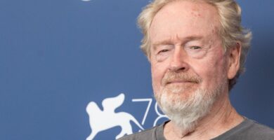 Ridley Scott, director legendario de Alien, Blade Runner y Gladiator, dice "Nos estamos ahogando en mediocridad" hoy, por lo que solo ve sus propias películas: "¡Son realmente buenos! Y también, no envejecen"