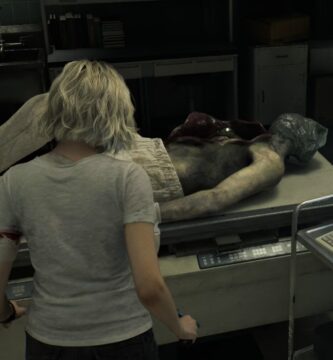 Cómo completar el rompecabezas del cadáver en la sala de examen en RE9