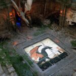 Ruinas de cabeza de dragón de Deepfog Basin en el desierto carmesí