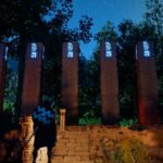 Rompecabezas del pilar de las ruinas antiguas de Duskwood en el desierto carmesí