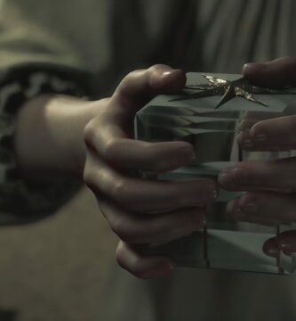 Dónde encontrar los tres cuarzos en Resident Evil 9