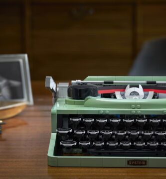 Esta máquina de escribir LEGO hecha a medida es lo mejor que vas a ver hoy