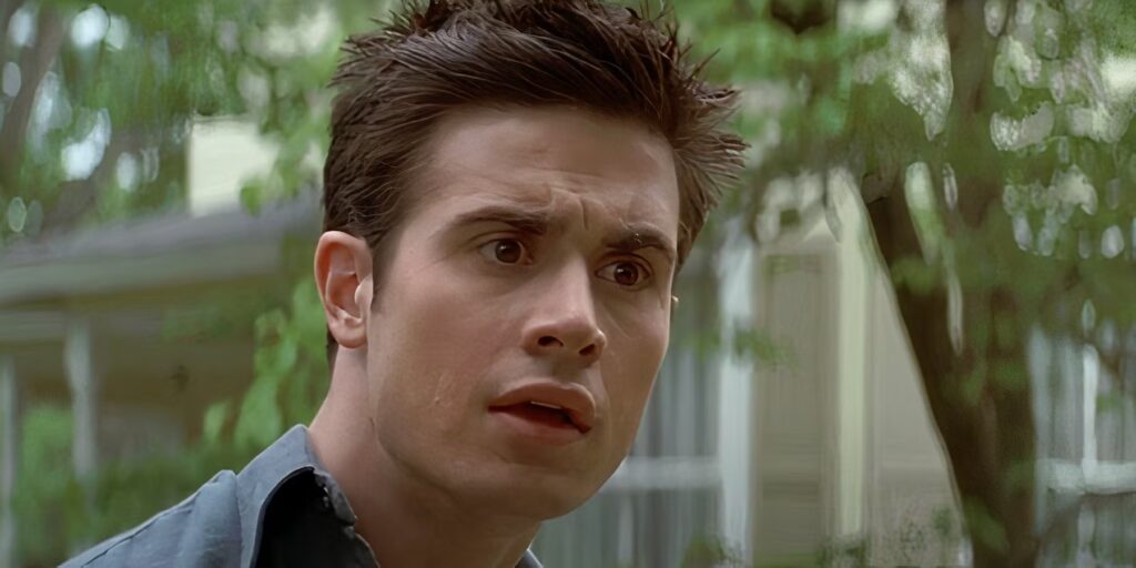 Esta comedia romántica de Rotten Freddie Prinze Jr. es imprescindible en esta temporada de béisbol