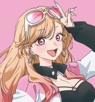 Marin Kitagawa obtiene su propio auto de carreras Mercedes personalizado