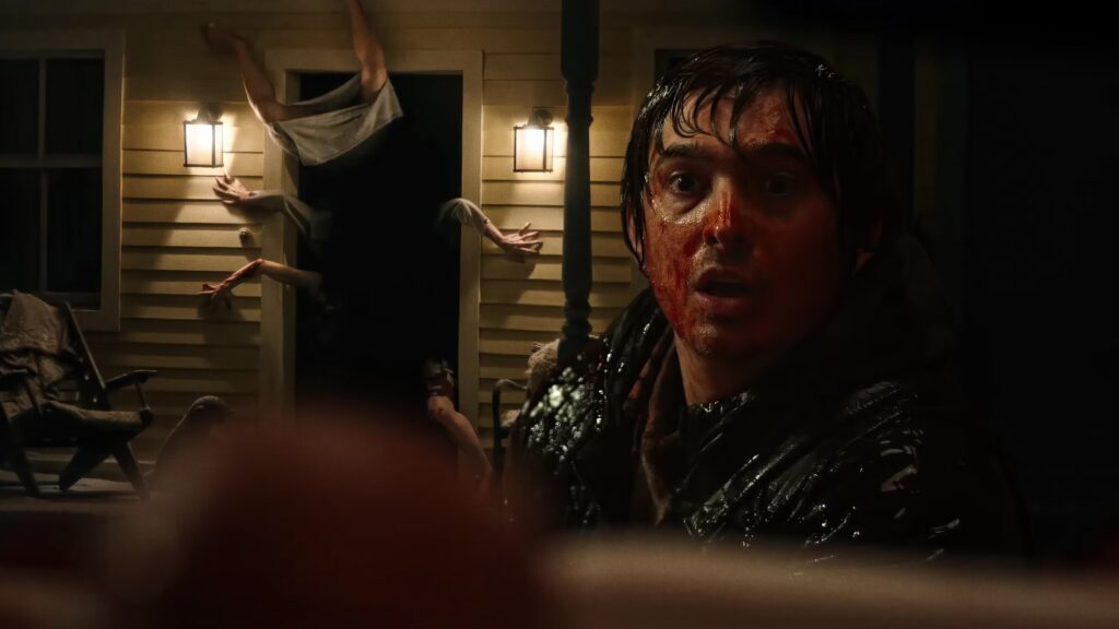 Deberíamos dejar de ser raros con la nueva película de Resident Evil